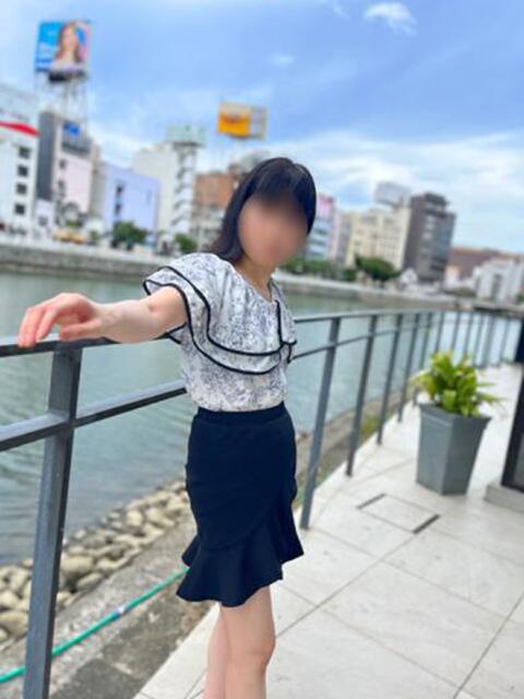 邑咲 すみれ 福岡 大人女子のちょっとHな専門店（店舗型ヘルス）