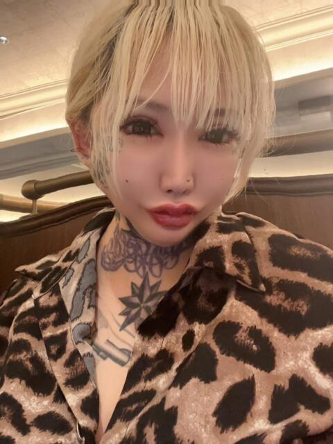 飯島くうが とある風俗店♡やりすぎさーくる新宿大久保店♡で色んな無料オプションしてみました（デリヘル）