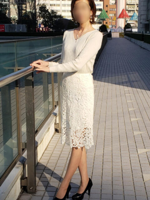 保坂 不倫妻の誘惑(人妻系デリヘル)