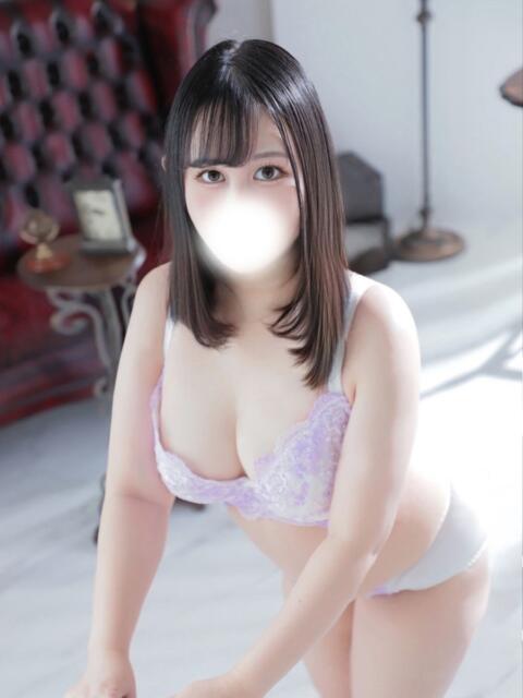 せしる ぽっちゃり巨乳素人専門店ぷにめろ池袋店（ぽっちゃり系デリヘル）