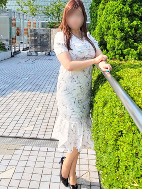 南野 不倫妻の誘惑（人妻系デリヘル）