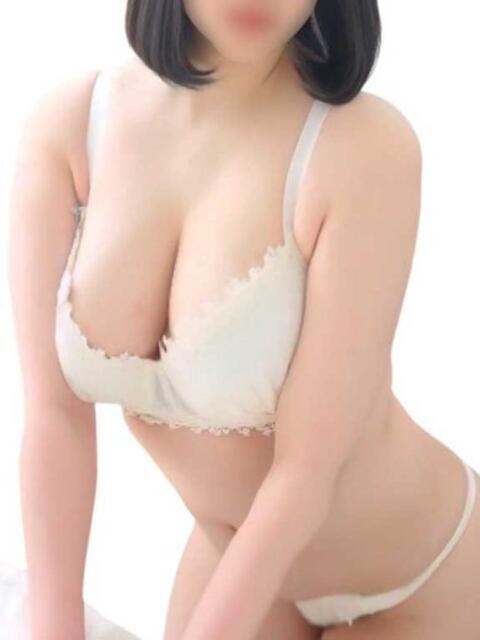 ひらの 人妻案内所（人妻系デリヘル）