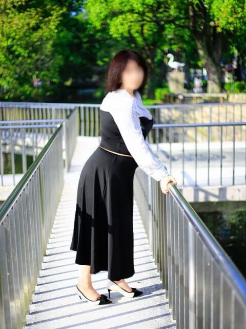 深野 せりな こあくまな人妻・熟女たち岡山店(KOAKUMAグループ)(人妻・熟女デリヘル)