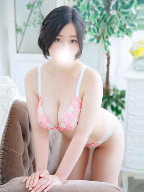 ゆきな 白い巨乳(ホテヘル)