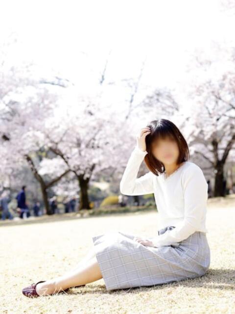 花岡ましろ 東京不倫 渋谷店（人妻デリヘル）