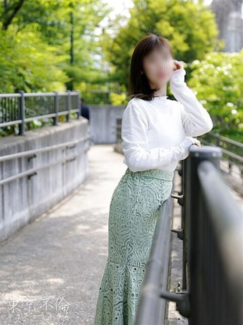 吉瀬聡美(さとみ) 東京不倫 渋谷店（人妻デリヘル）