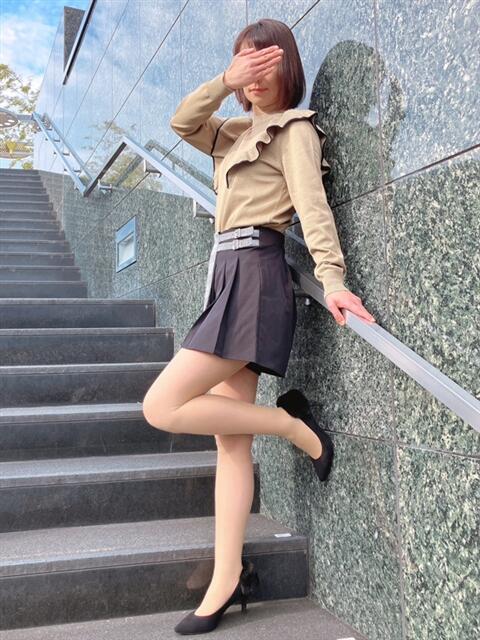 一ノ瀬 葵 昼妻夜 滋賀店（駅待ち合わせ人妻デリヘル）