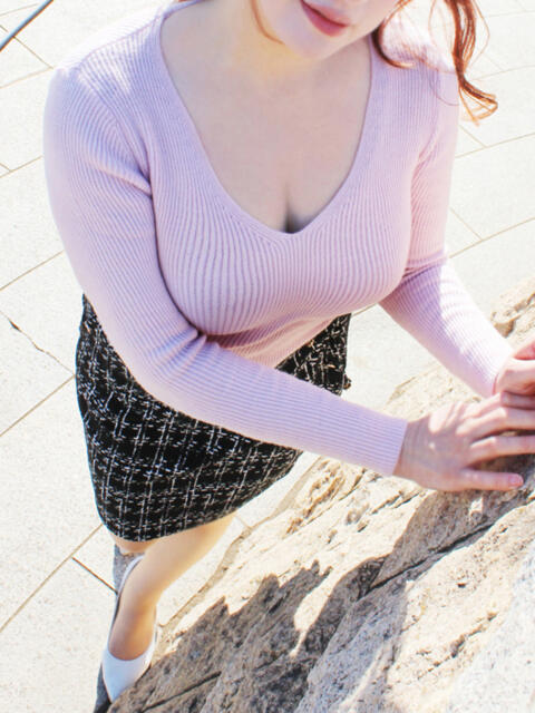 すずか 完熟ばなな 横浜(人妻熟女デリヘル)