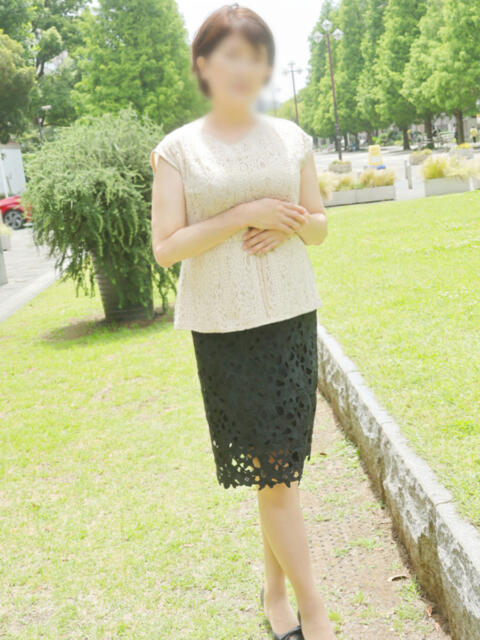 ひかる 完熟ばなな 横浜（人妻熟女デリヘル）