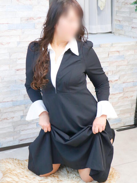 だりあ 奥鉄オクテツ神奈川店（デリヘル市場グループ）（駅待ち合わせ型人妻デリヘル）