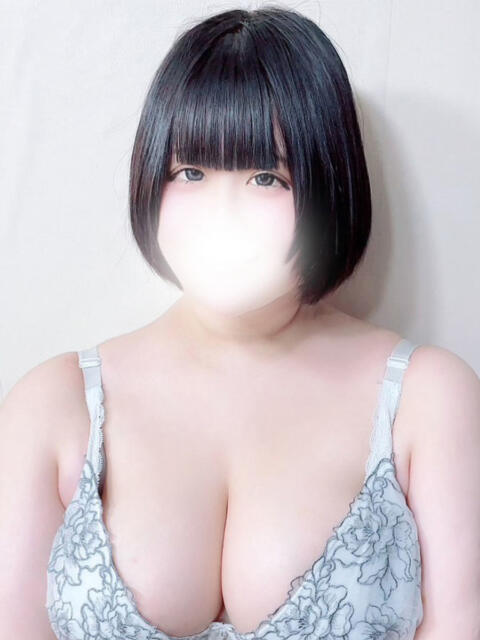 あたる ぽっちゃり巨乳素人専門店ぷにめろ渋谷店（ぽっちゃり系デリヘル）