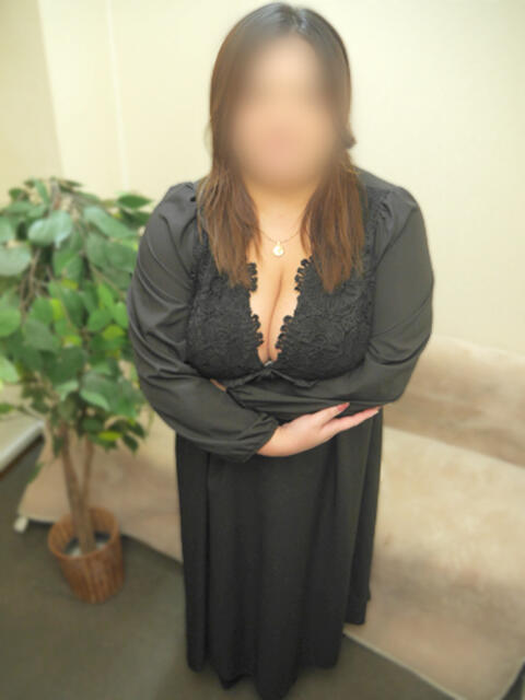 ちなつ かわいい熟女&おいしい人妻 町田店(人妻系デリヘル)