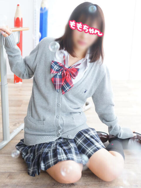 ももちゃん 横浜オナクラ 横浜JKプレイ(待ち合わせ型オナクラ)