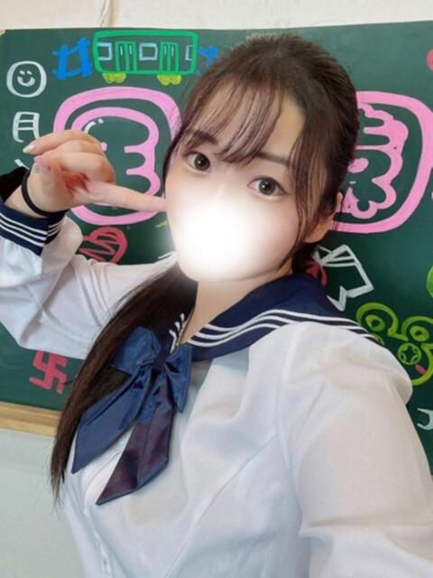 かほ(黒髪清楚系×素人) 学園天国（ファッションヘルス）