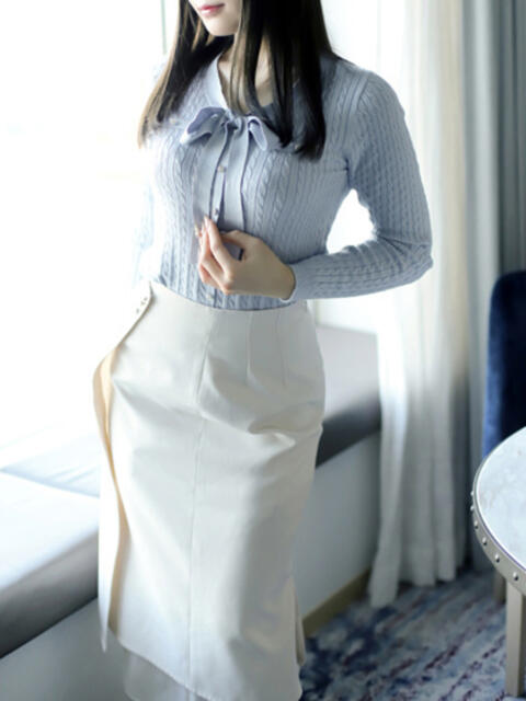 鈴(すず) グランドオペラ横浜（高級デリヘル）