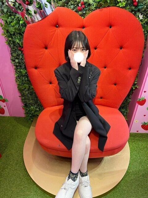 ☆みこと☆ 100%本人が来る店!!デリヘル『ロイヤルフラッシュ』(デリヘル)