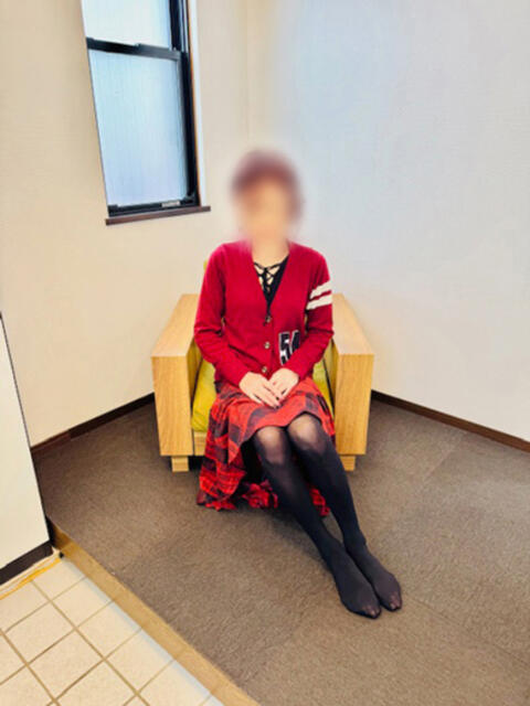 朱里(しゅり) おもてなし婦人(人妻系デリヘル)