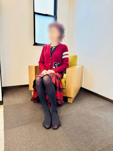 朱里(しゅり) おもてなし婦人(人妻系デリヘル)