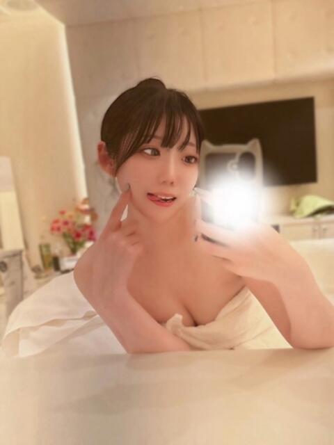 陽菜乃/ひなの Platinum Legend(プラチナムレジェンド)（デリヘル）