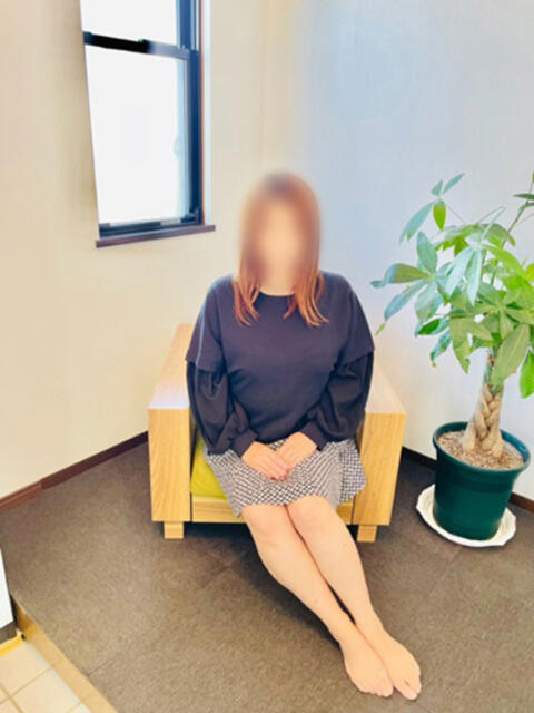 志映里（しえり） おもてなし婦人（人妻系デリヘル）