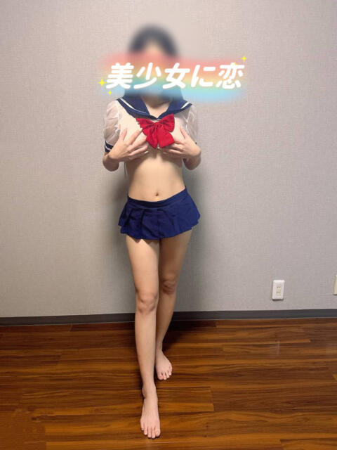 アワ 美少女に恋（アジアンデリヘル）