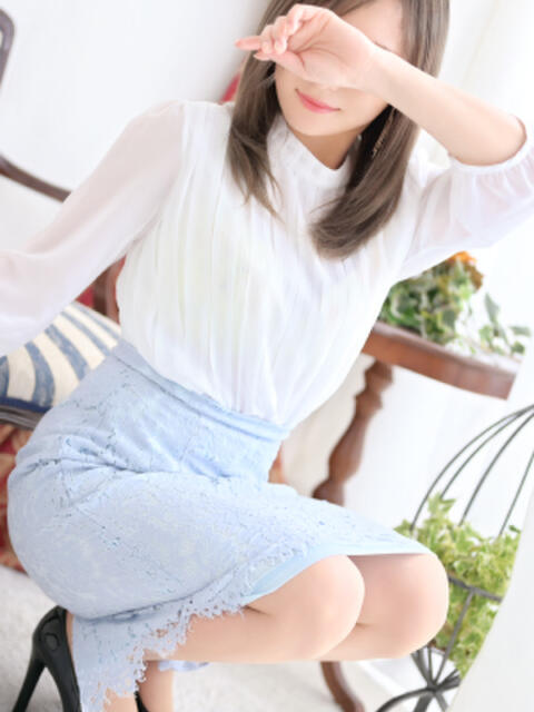 にこ 横浜人妻セレブリティ（ユメオト）（人妻系デリヘル）