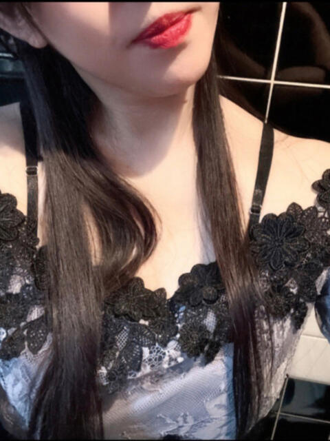 キョウカ Elegance(エレガンス)（人妻系セクキャバ）