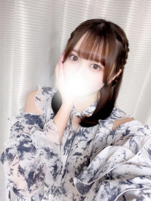 ☆えみり☆ ◆プラウディア◆AAA級素人娘在籍店（デリヘル）