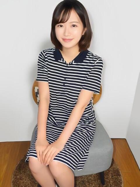 ゆり♪緊張感MAXの初心 女子大生専門店白百合（デリヘル）