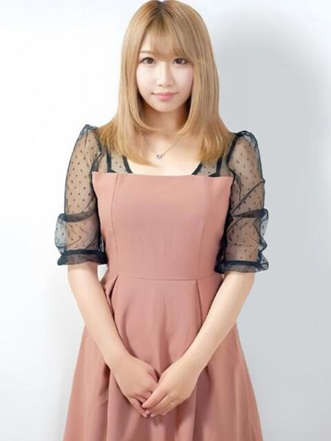 はつみ♪完全未経験の美形・巨乳 女子大生専門店白百合（デリヘル）