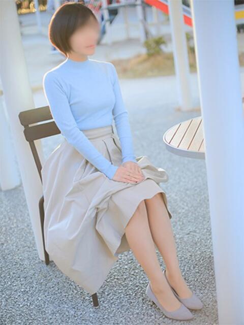 なつき CELEB FACE FUKUOKA（人妻デリヘル）