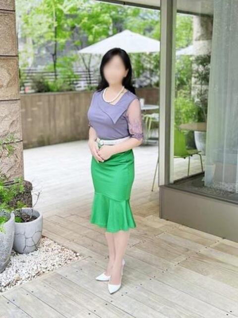 三枝 まりこ こあくまな熟女たち 池袋店(KOAKUMAグループ)(人妻・熟女デリヘル)