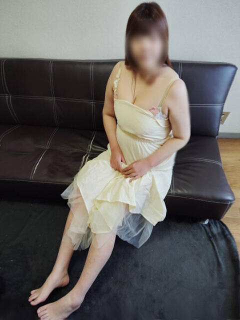 るみ Celeb wife (セレブワイフ)（人妻系デリヘル）