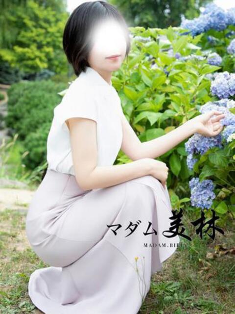 天道　かな マダム美林　札幌店（人妻ヘルス）
