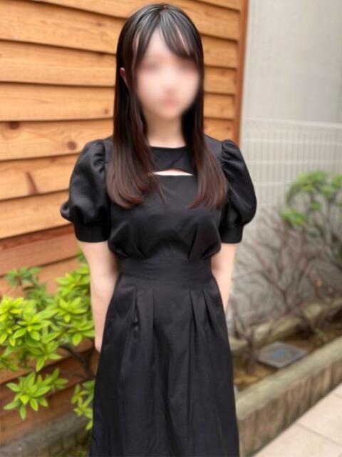 なぎさ かりんと小岩（オナクラ）