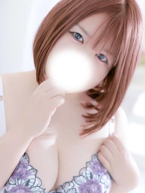 もも 西船巨乳ぽっちゃり　乳神さま（デリヘル）