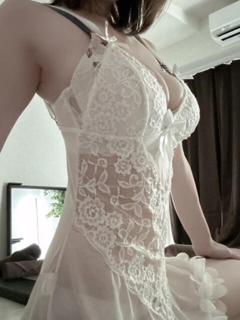 白山みるく ワイフの楽園（【非風俗】メンズエステ）