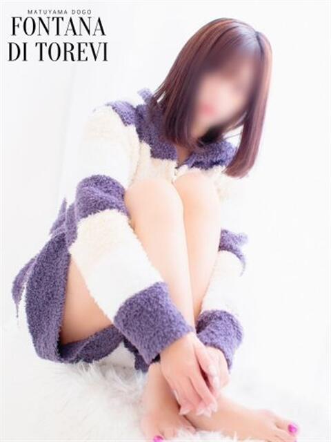 綾瀬　れいか☆色気満載妖艶美女☆ ～地元厳選美女がお出迎え～私の部屋にキテネ！トレビの泉（ファッションヘルス）