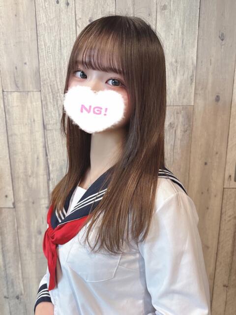 ゆあ 学校帰りの妹に手コキしてもらった件 梅田（オナクラ）