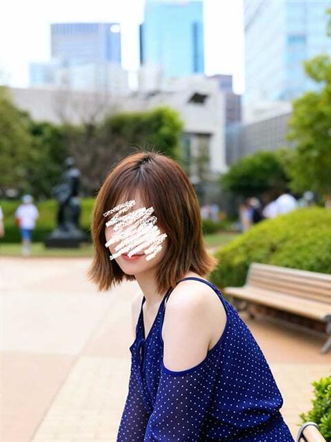 二階堂 うらら セカンドパートナー池袋（人妻デリヘル）