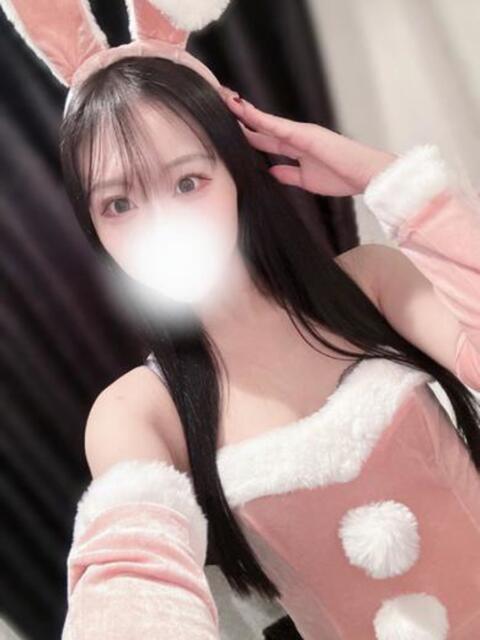 小柄天使の歯科助手美女らなちゃん ロイヤル　アテンダー（デリヘル）