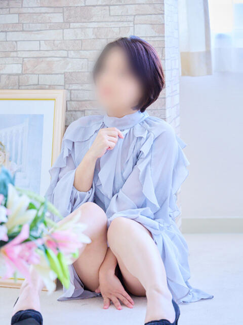 みなみ 梅田アバンチュール(人妻ホテヘル)