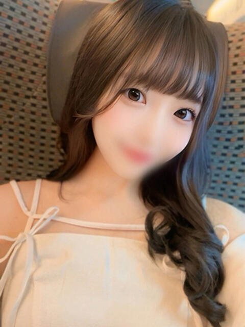 希崎もも ウルトラロイヤル（デリヘル）