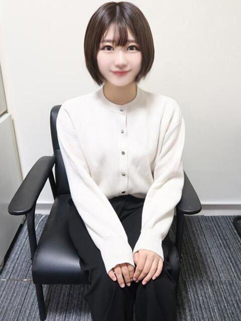 こなみ（早稲〇大学） ハイクラスド素人倶楽部（デリヘル）