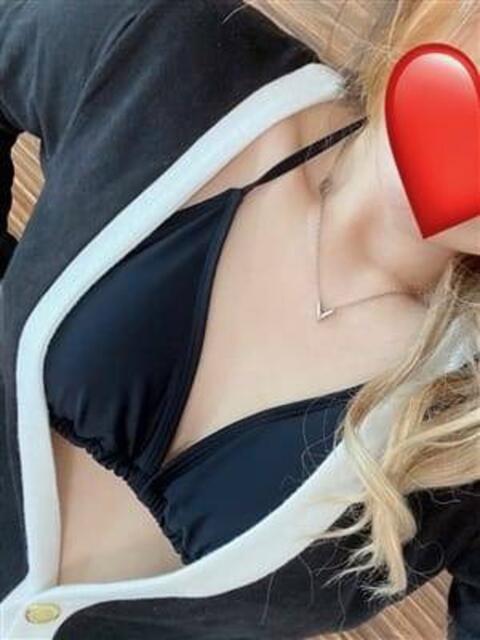 紫乃 本家激安店浜松NO1超激安デリヘル戦隊ぬけるんジャー（デリヘル）