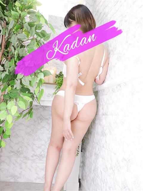 えな 沼津人妻花壇(待ち合わせ型人妻デリへル)