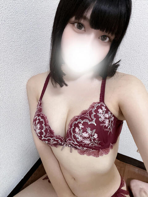 ねむ 西船巨乳ぽっちゃり　乳神さま（デリヘル）