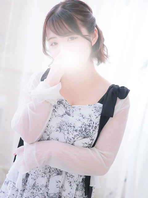 すずめ 新橋・汐留人妻ヒットパレード(シンデレラグループ)(若妻デリヘル)