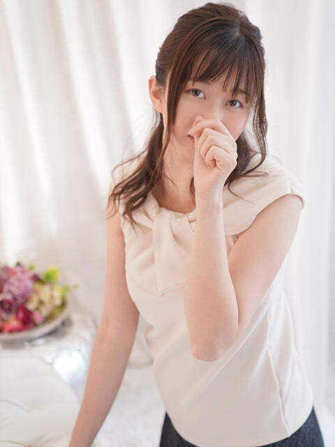 ともみ 新橋・汐留人妻ヒットパレード(シンデレラグループ)(若妻デリヘル)