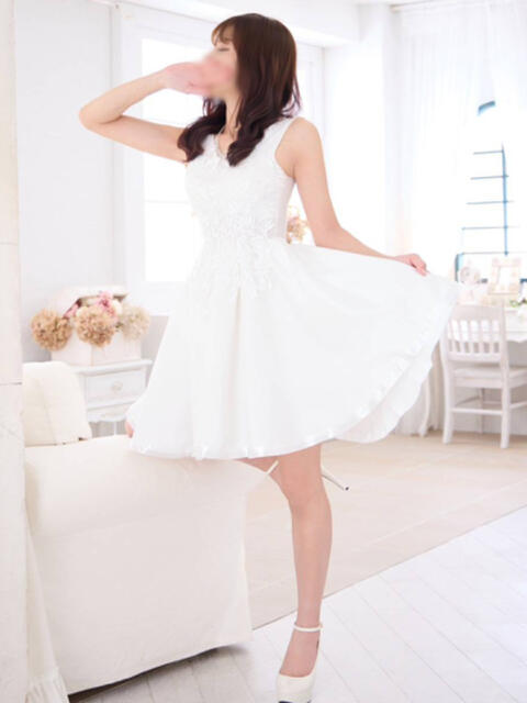 あき【NS】☆1月2日デビュー！ 金瓶梅-きんぺいぱい-（ソープランド）